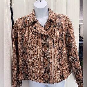 G by Giuliana Tan and Black Snake Print Jacket
